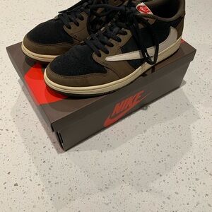 Travis Scott Mocha Jordan 1 Retro Low OG SP Sz 12M